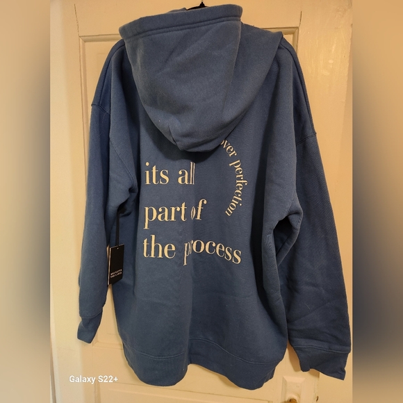 BTL Sweatshirt - Picture 5 of 5